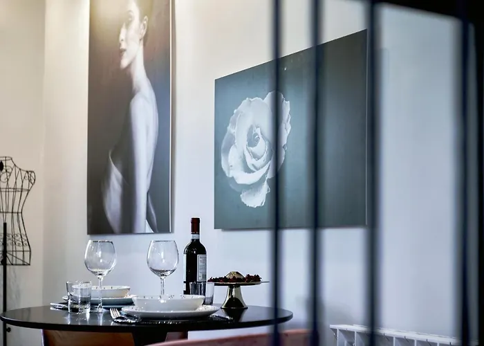 Chiclife Sarona Shenkin - Borgo Santa Caterina & Museum * ベルガモ