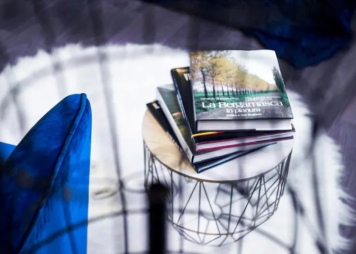 Chiclife Sarona Shenkin - Borgo Santa Caterina & Museum