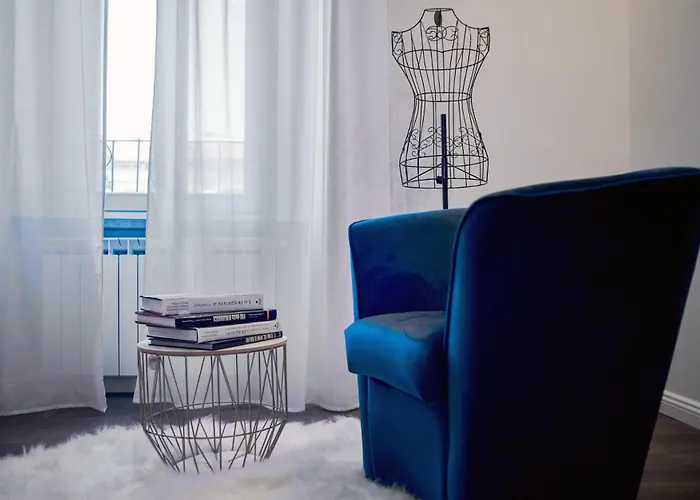 Chiclife Sarona Shenkin - Borgo Santa Caterina & Museum *