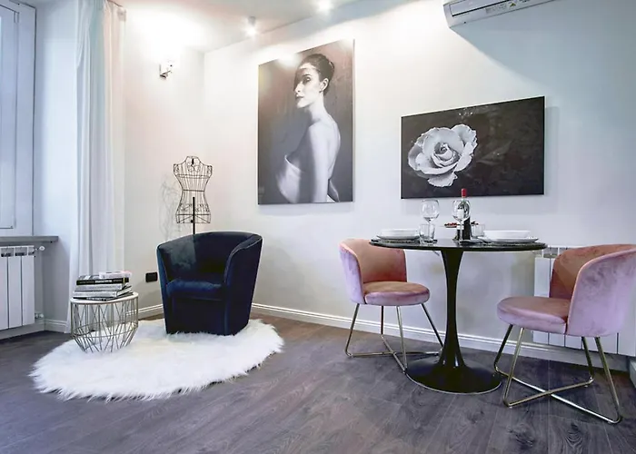 דירה Chiclife Sarona Shenkin - Borgo Santa Caterina & Museum *