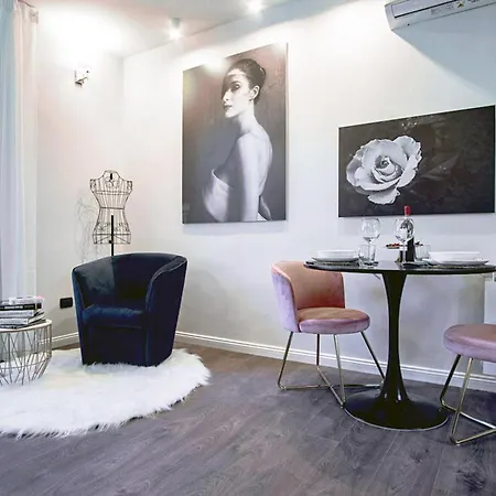 Апартаменти Chiclife Sarona Shenkin - Borgo Santa Caterina & Museum *