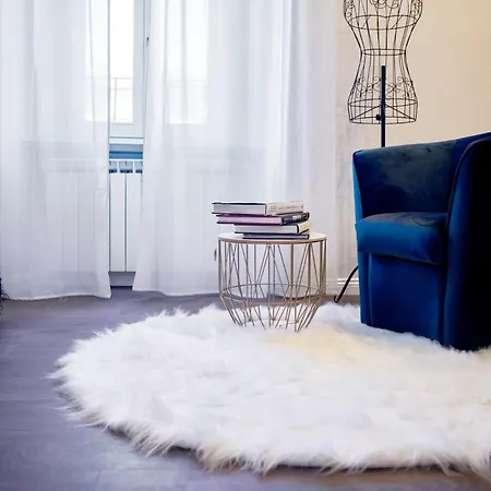 Апартаменти Chiclife Sarona Shenkin - Borgo Santa Caterina & Museum